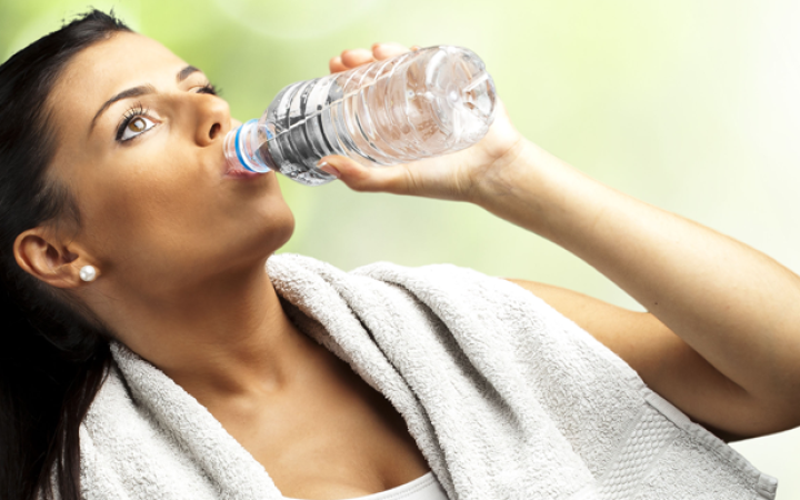 a-importancia-da-hidratacao-antes-durante-e-apos-a-atividade-fisica